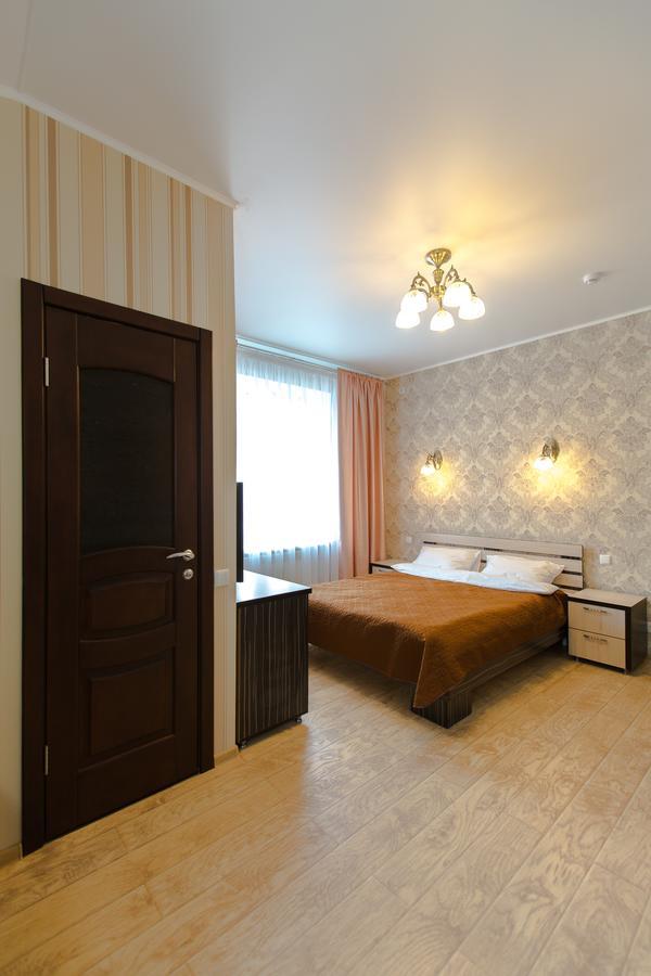 Hotel Hizhina Петропавловськ Екстер'єр фото