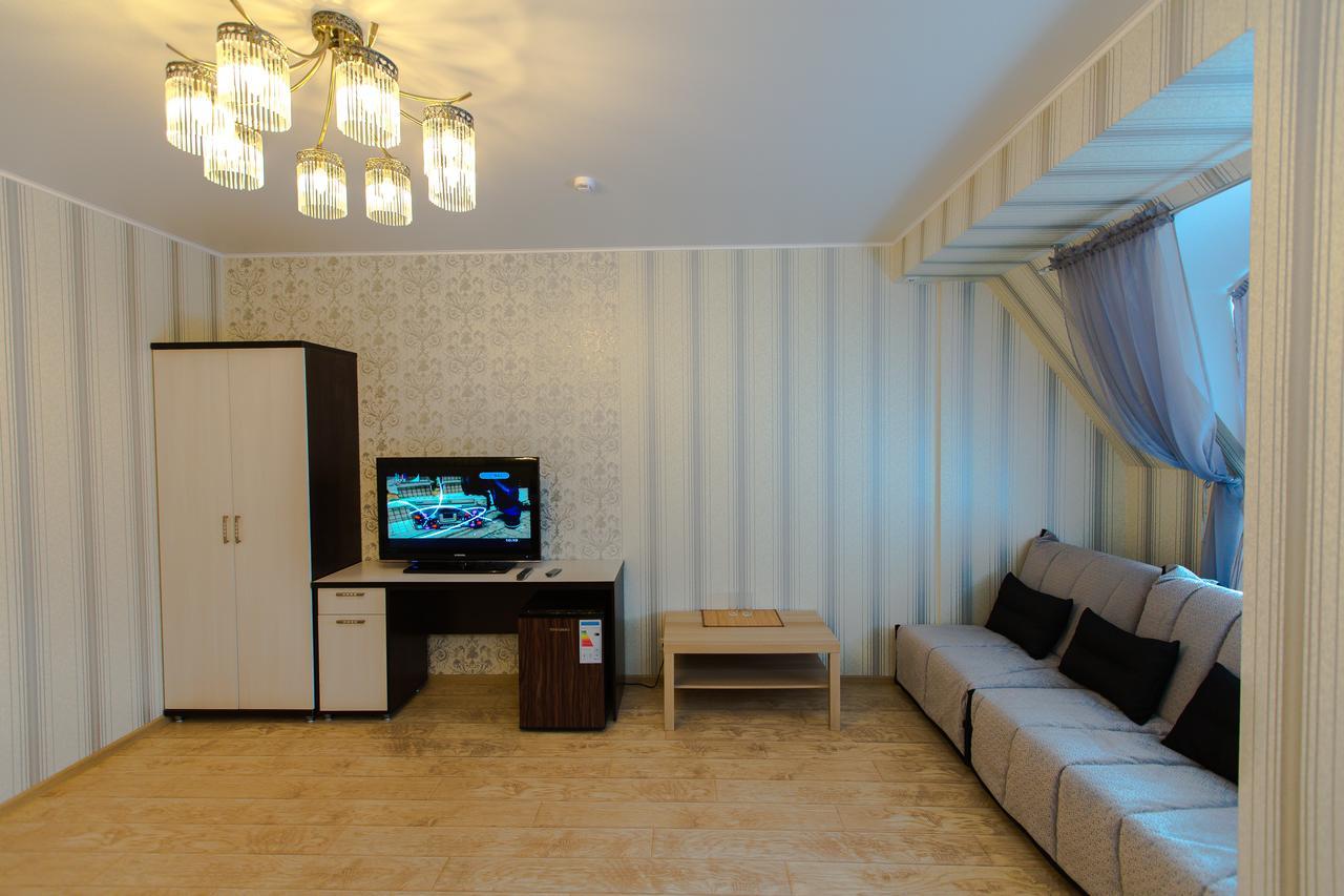 Hotel Hizhina Петропавловськ Екстер'єр фото